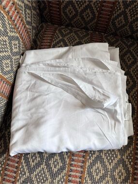 Monarch Cypress Microfiber White Queen Size Flat Sheet